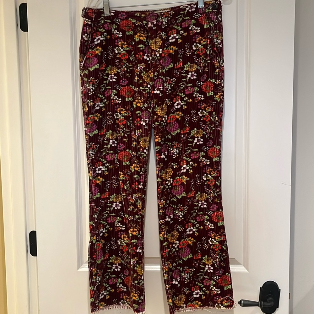 Urban Outfitters corduroy women’s pant